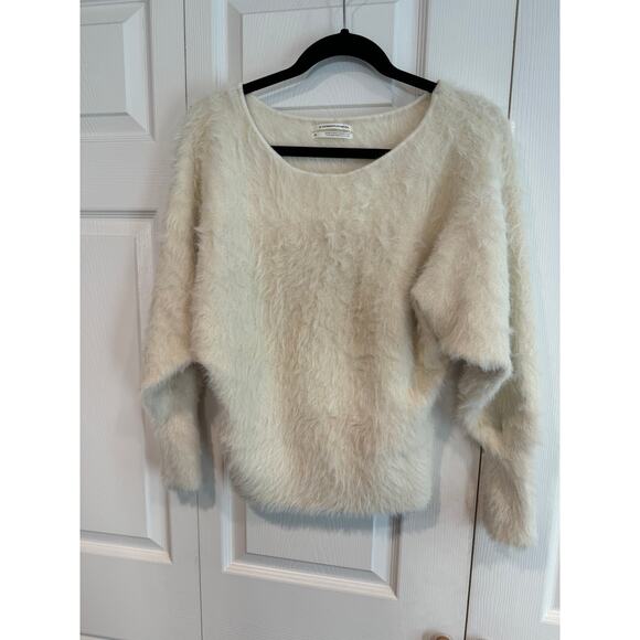 Knit Sweater Cream Anthropologie Pullover Soft Cozy Dolman Sleeve - Picture 5 of 9